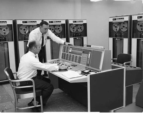 計算機軟件開發簡史 從機器指令到智能編程